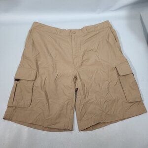 EMS Camp Cargo 10" Bermuda Shorts Fossil Men's Size 36 NWT Small Spot On Back